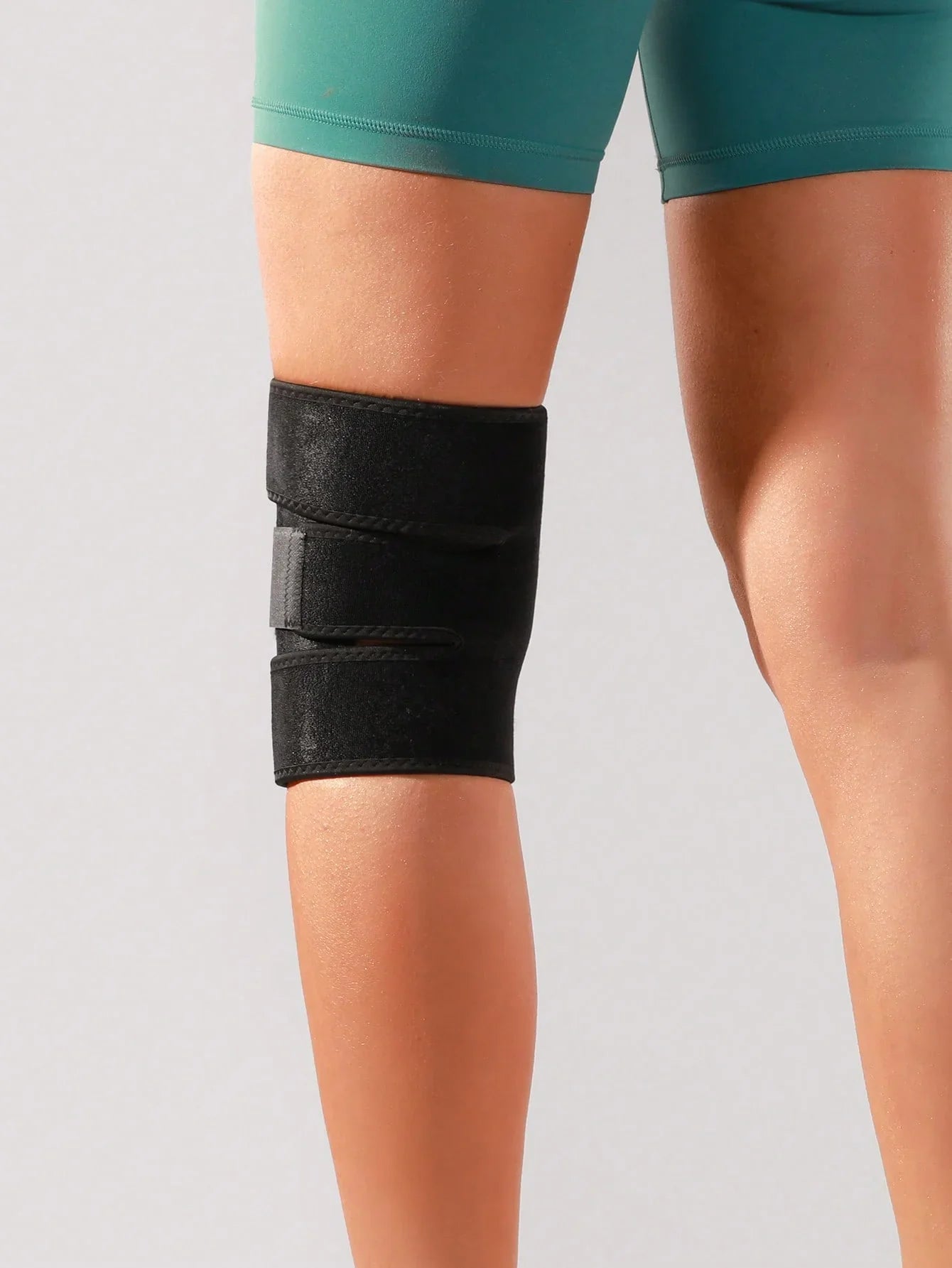 VBOSI Adjustable Neoprene Knee Support