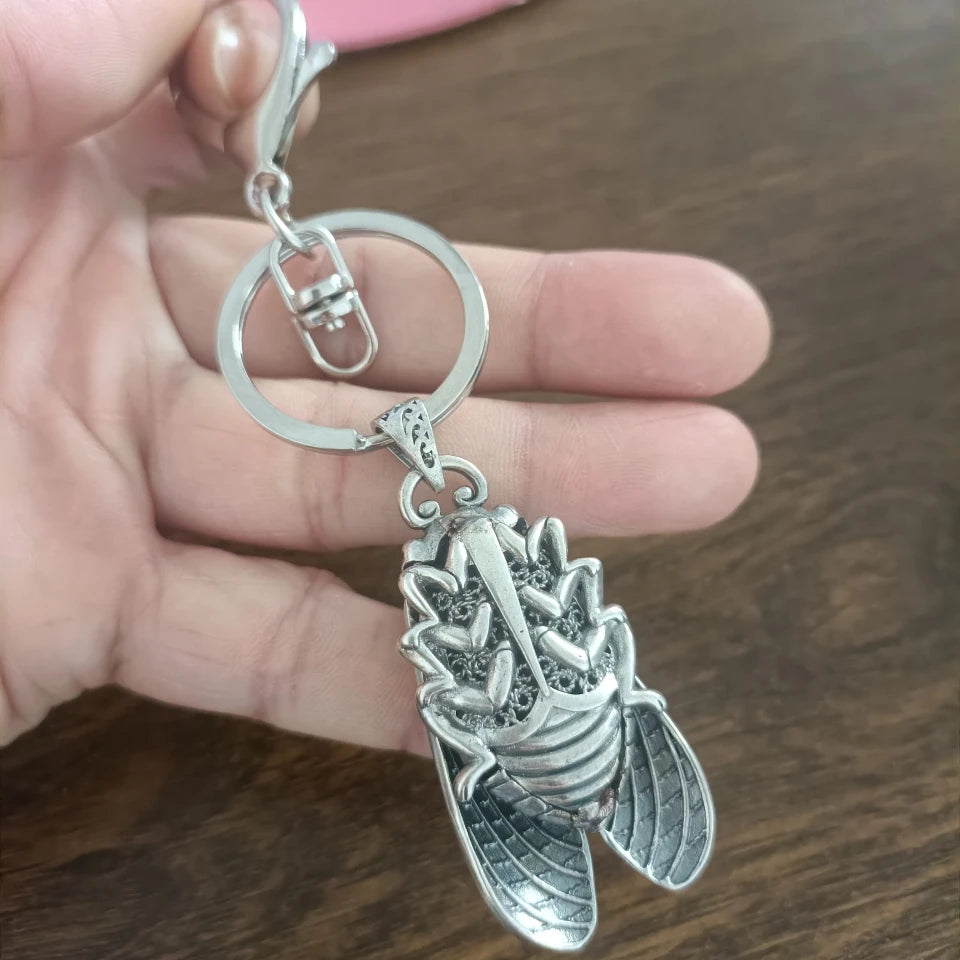 Male Female Unique Keyring Cute Cicada Key Chain for Men Wild Outing Keychain for Men Women Fashion Animal Key Ring Gift