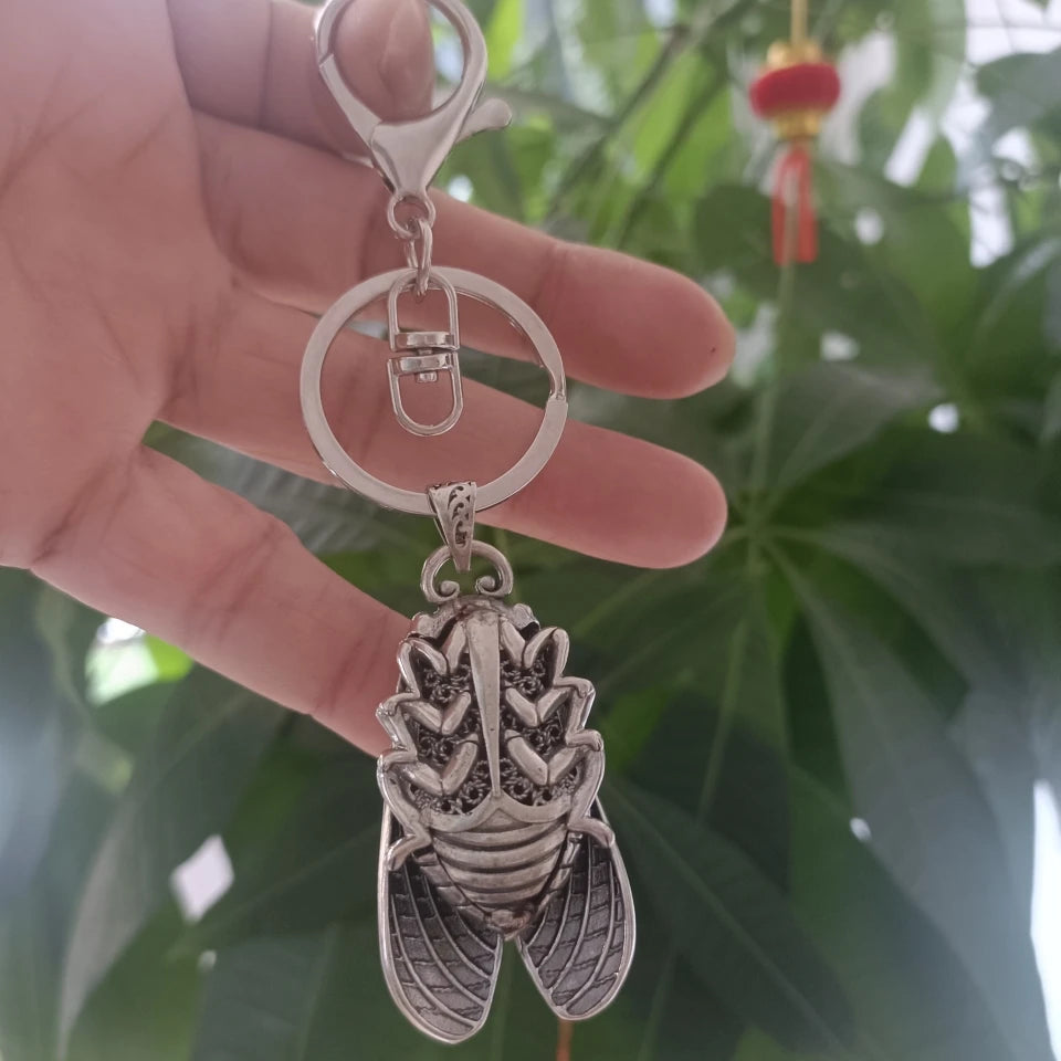 Male Female Unique Keyring Cute Cicada Key Chain for Men Wild Outing Keychain for Men Women Fashion Animal Key Ring Gift