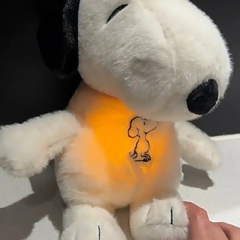 2026 Glowing Breathing Snoopy Plush Toy Baby Sleep Aid Cute Calming Stuffed Animal Kids Bedtime Gift。