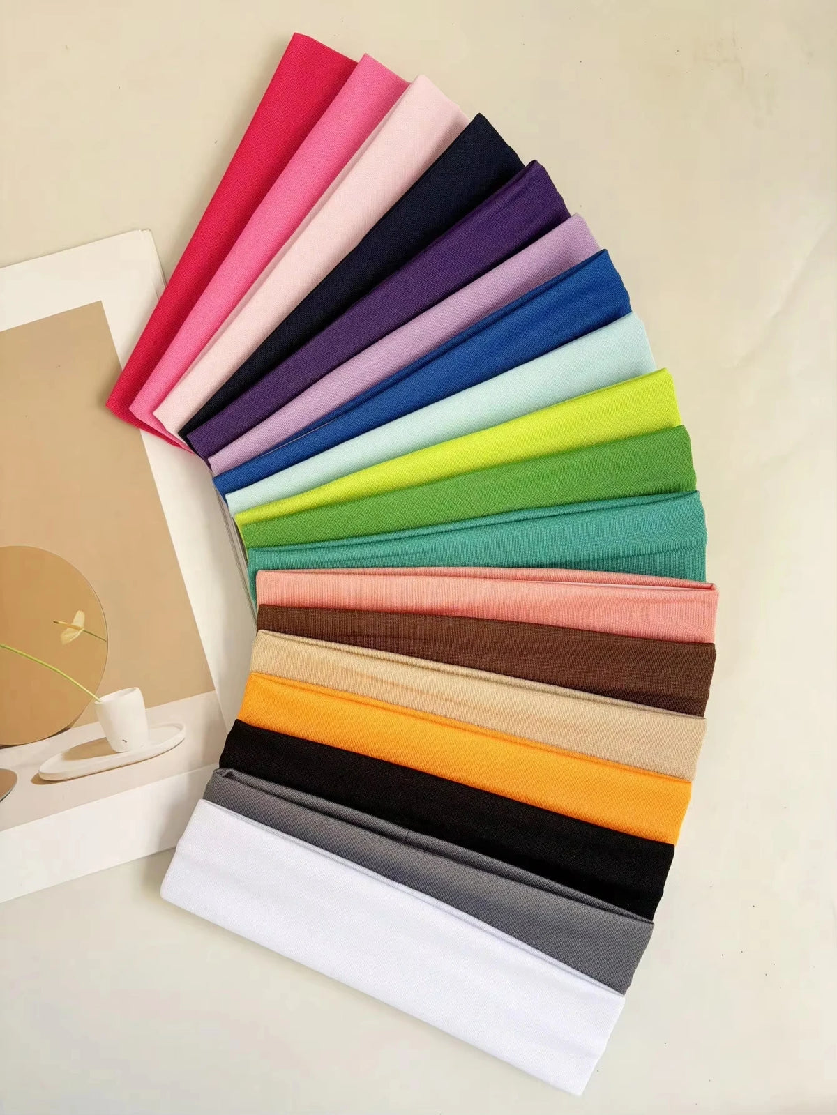 Random style anti slip headband for women's fashion sports headband, soft fabric elastic headband, suitable for wearing during exercise, yoga, and running, women's hair accessories