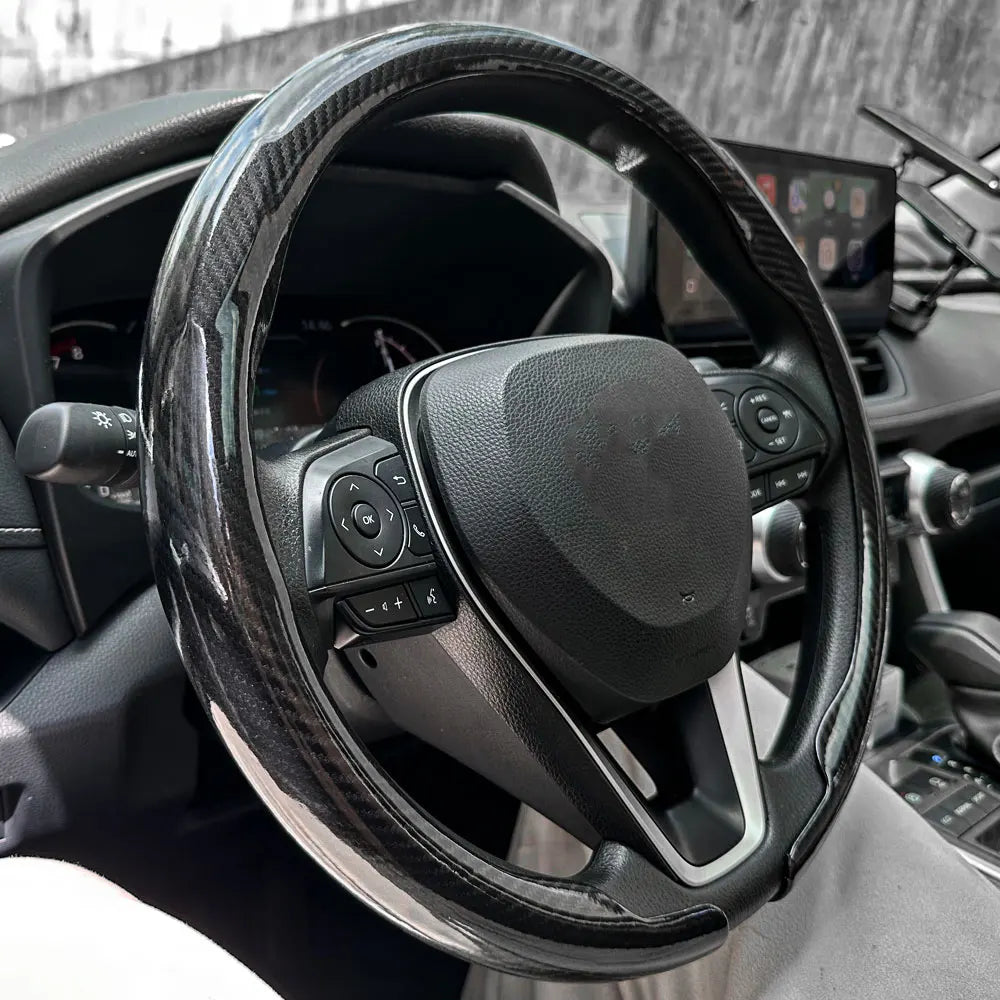 2025 New Universal Non-slip Luster Luxury Carbon Fiber Breathable Round Car Steering Wheel Cover Protector Auto Accessories