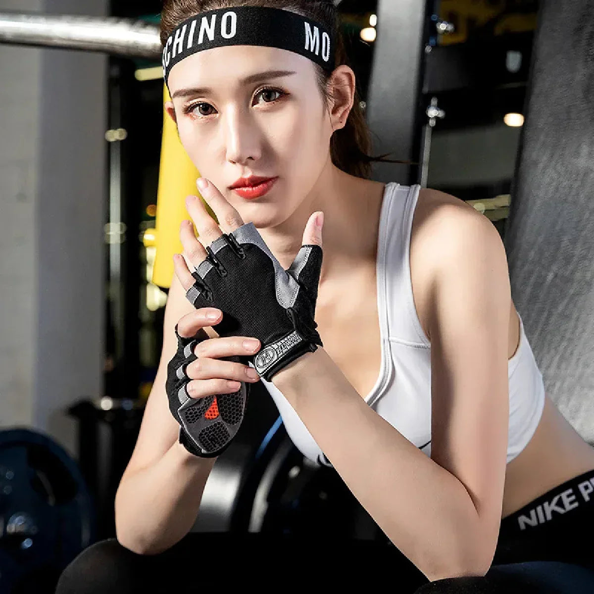 Fingerless Weightlifting Gym Gloves