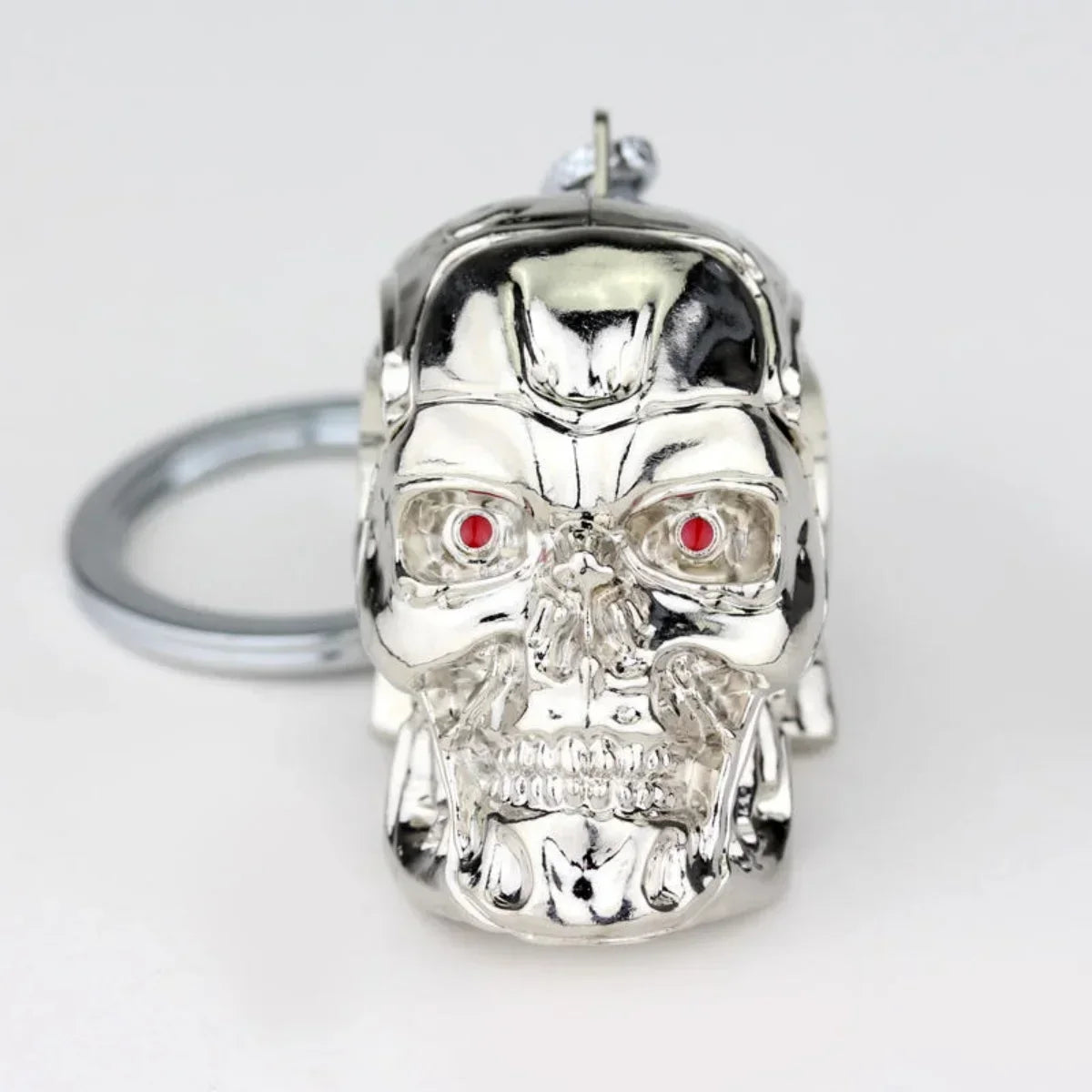 Punk Gothic 3D Robot Skull Keyring Terminator T800 Alloy Pendant Red Eyes Gift For Guys Cosplay Prop