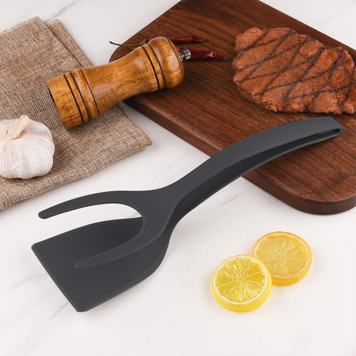 Silicone spatula, silicone kitchen utensils, non stick frying pan with egg spatula, fish, eggs, pancakes