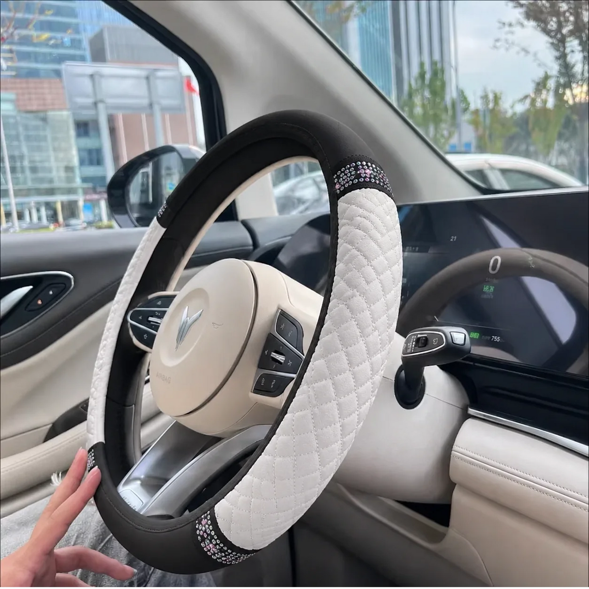 Napa Leather Perforated Patchwork Car Steering Wheel Cover, Non-slip, Breathable, Universal 15 Inch (Approx. 38.1cm)