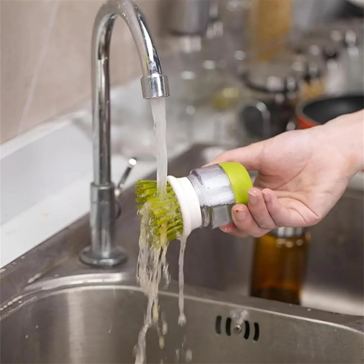 Kitchen Cleaning Brush, Multifunctional Pressing Automatic Liquid Dishwasher, Dish Scrubber with Soap Dispenser Clean Tools